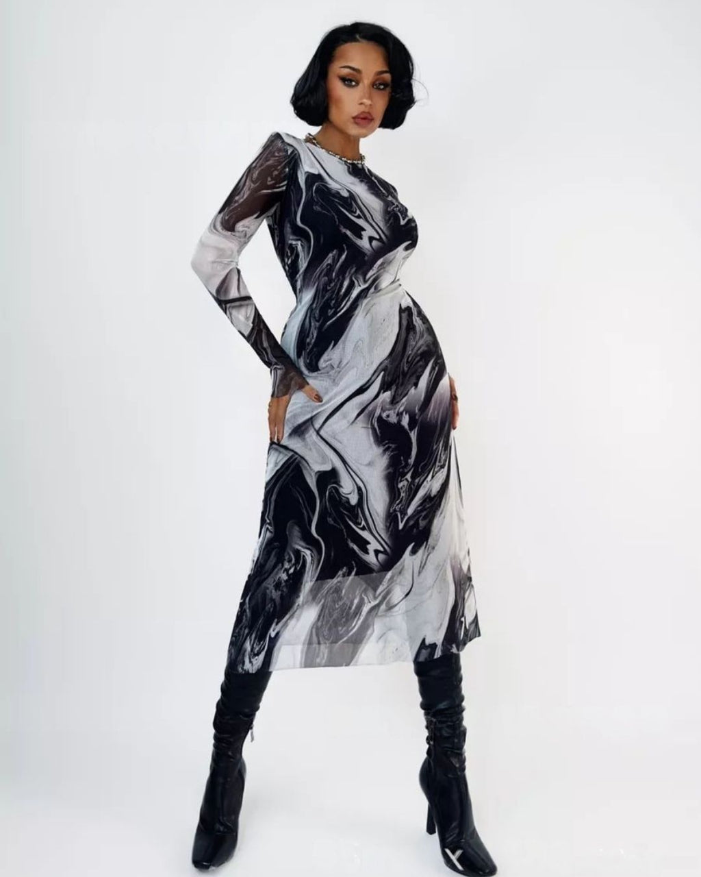 Robe Longue Moulante Sofia Longues Manches Marbré Noir & Blanc