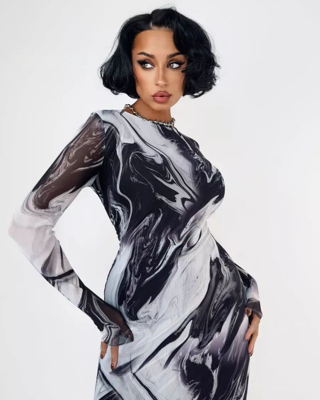 Robe Longue Moulante Sofia Longues Manches Marbré Noir & Blanc