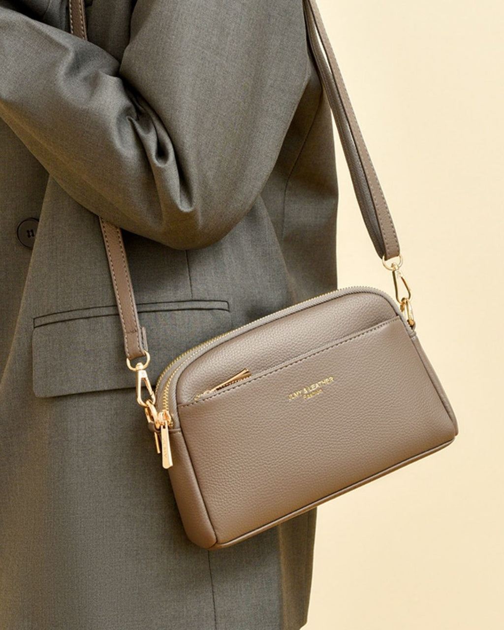 Fan-Shaped Messenger Clutch Bag